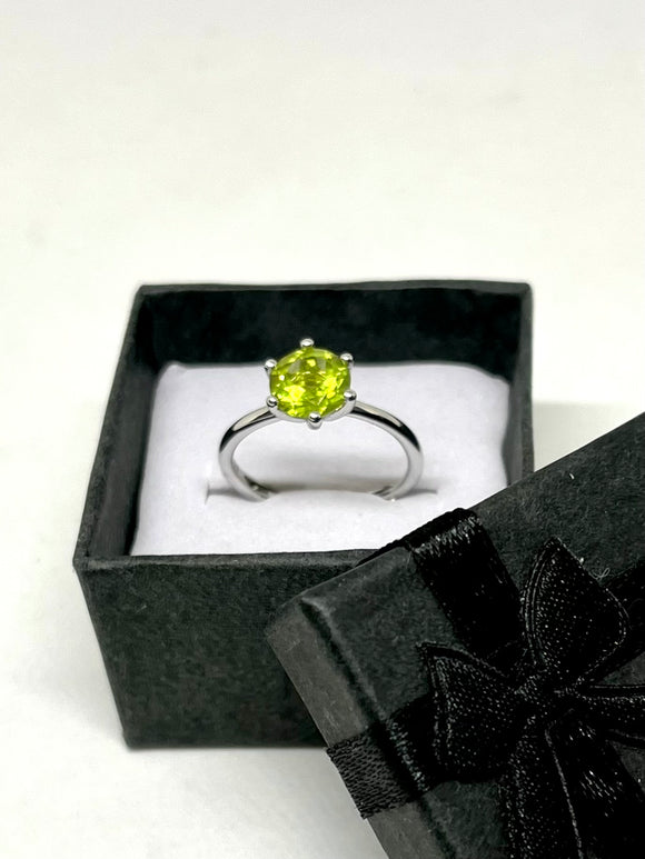 Peridot ring