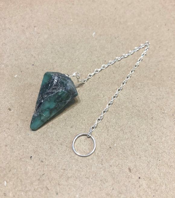 emerald pendulum