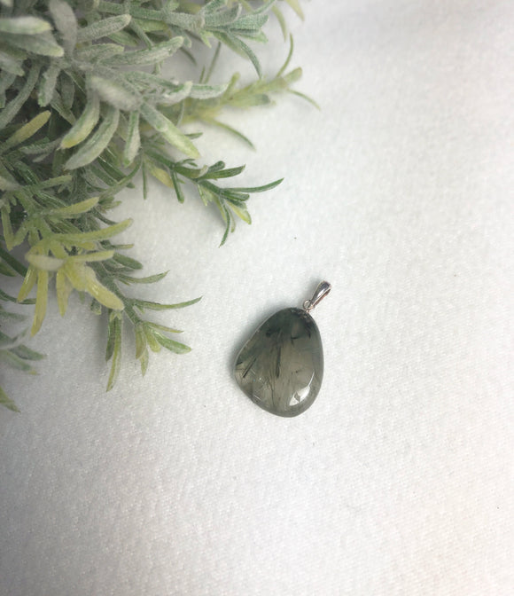 tourmalinated quartz pendant