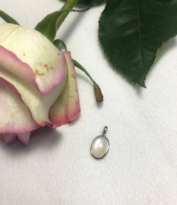 White Moonstone oval pendant